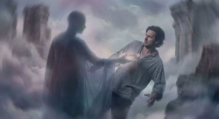 11 Spiritual Meanings of Being Stabbed in a Dream